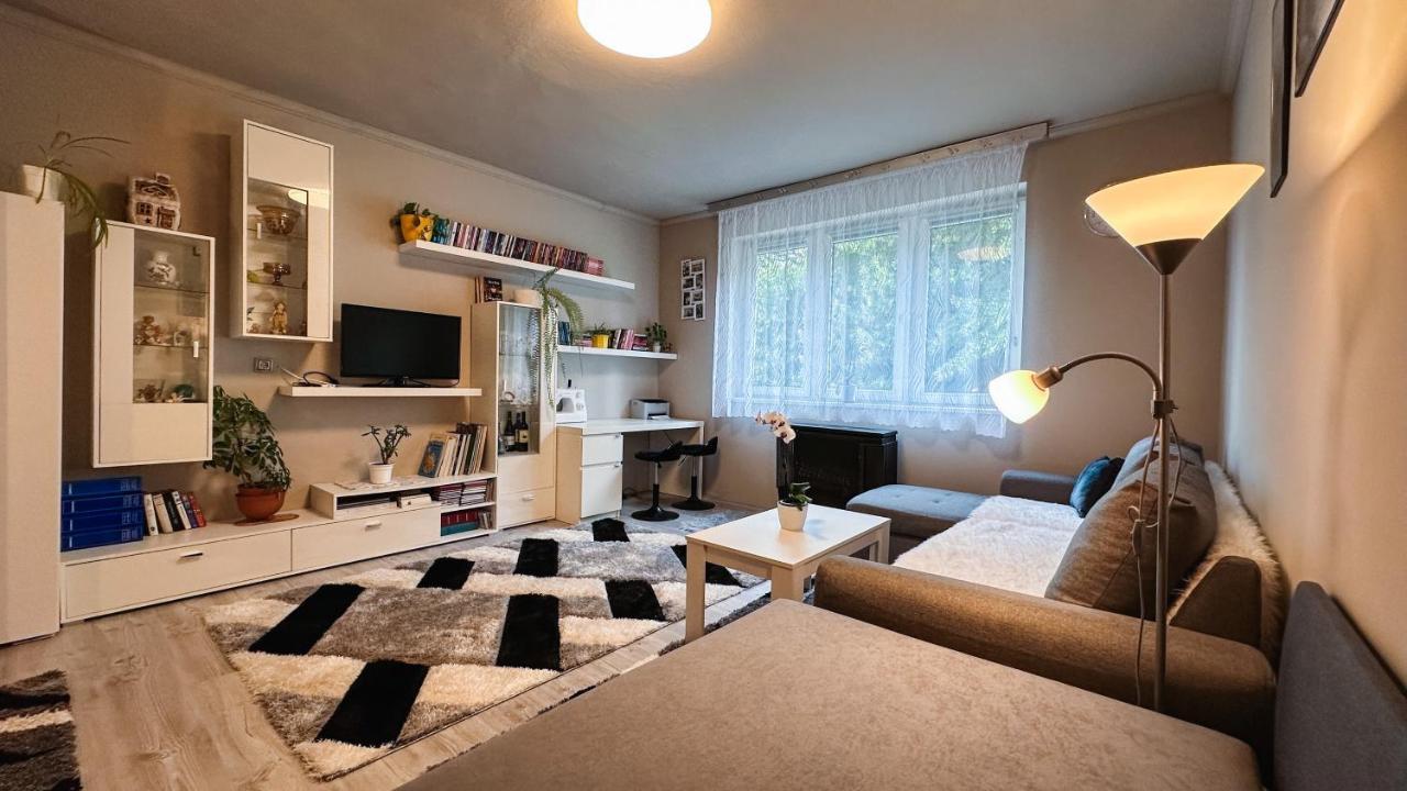 Napfeny Vendeghaz Hotel Gyor Bagian luar foto