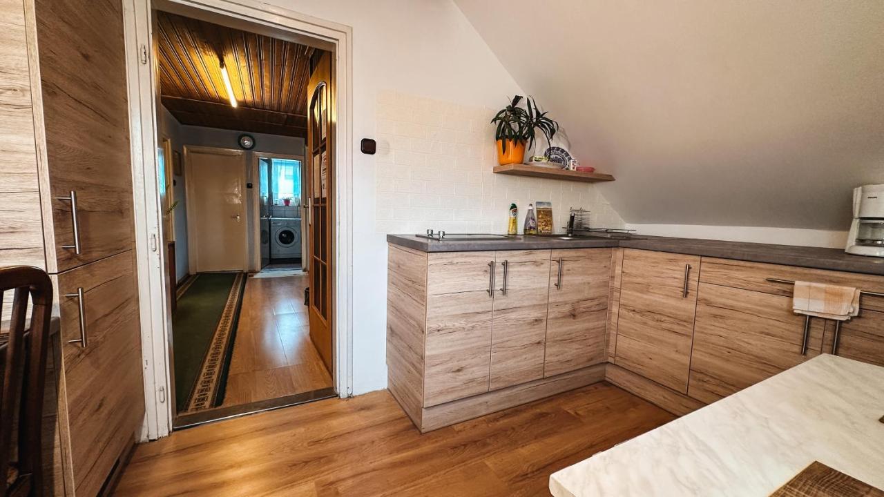 Napfeny Vendeghaz Hotel Gyor Bagian luar foto